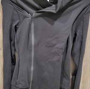 Lululemon Bhakti Jacket Black Color Size 4